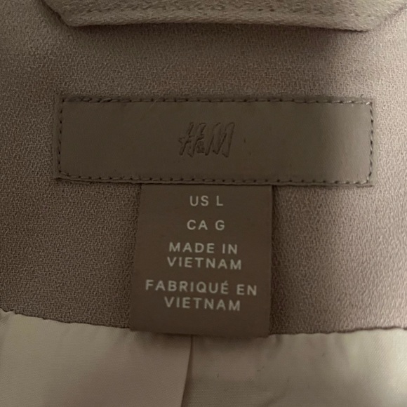 H&M blazer - Picture 2 of 2